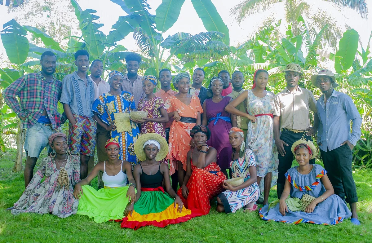Eau de Vie: patrimônio cultural e prazer em família para a juventude de Jacmel