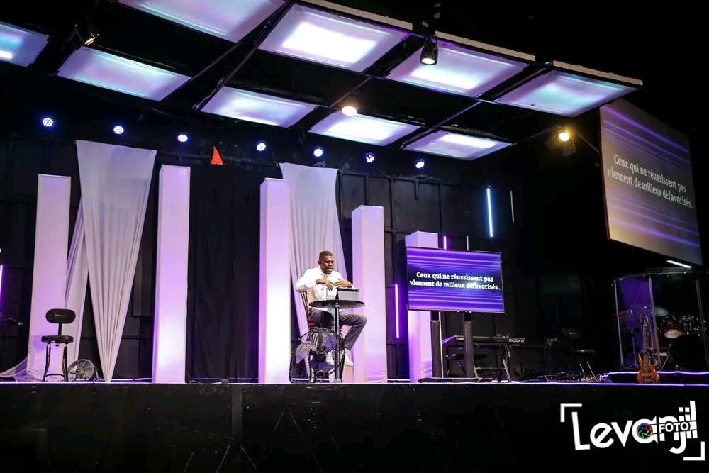 Haïti : l’Église Rendez-Vous Christ inspire la jeunesse lors d’une grande conférence Haïti : l’Église Rendez-Vous Christ inspire la jeunesse lors d’une grande conférence
