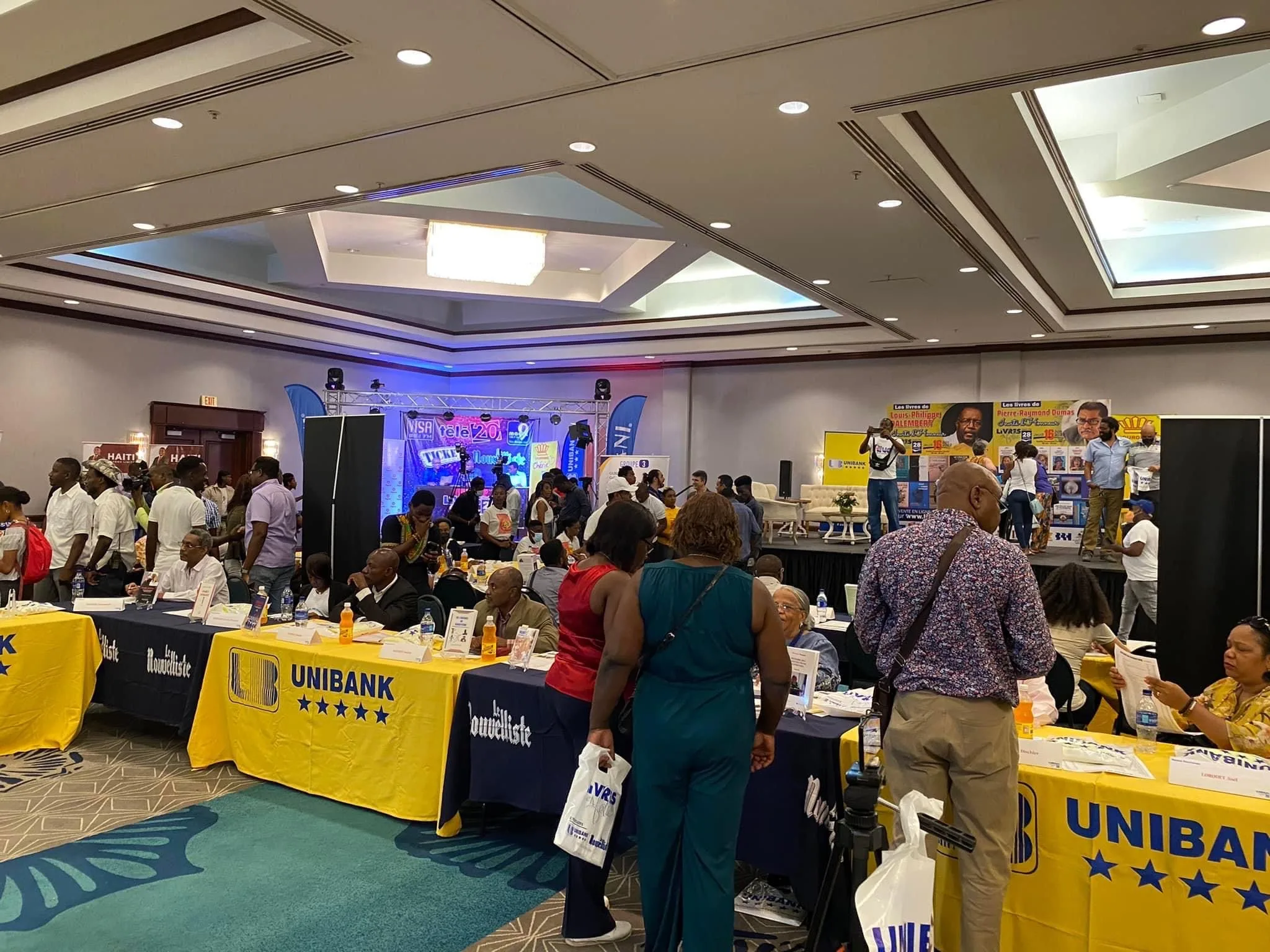 Livres en folie: a grande festa do livro em Haiti