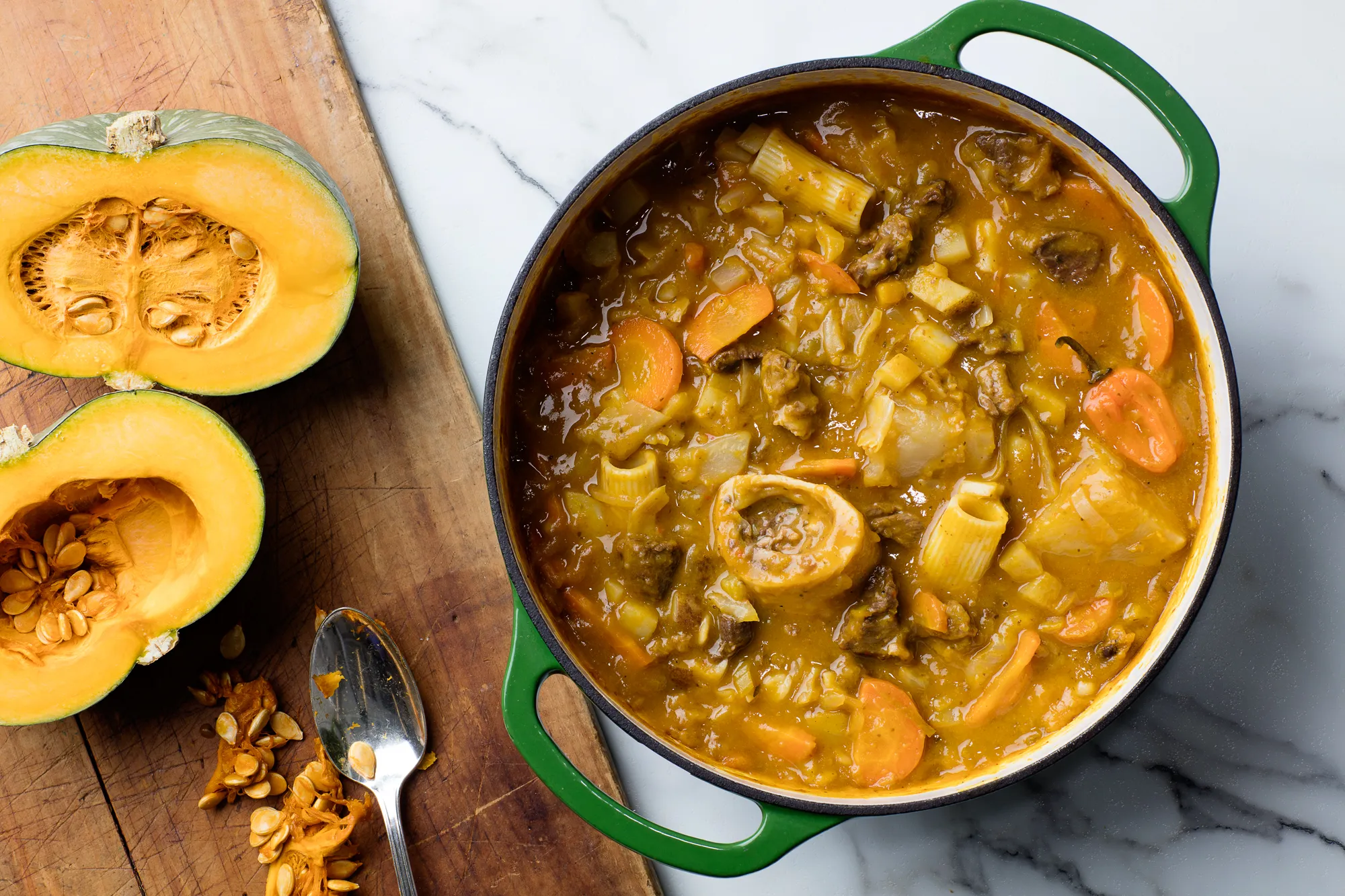 Recette de Soupe Joumou : Découvrez le Plat Emblématique de la Cuisine Haïtienne